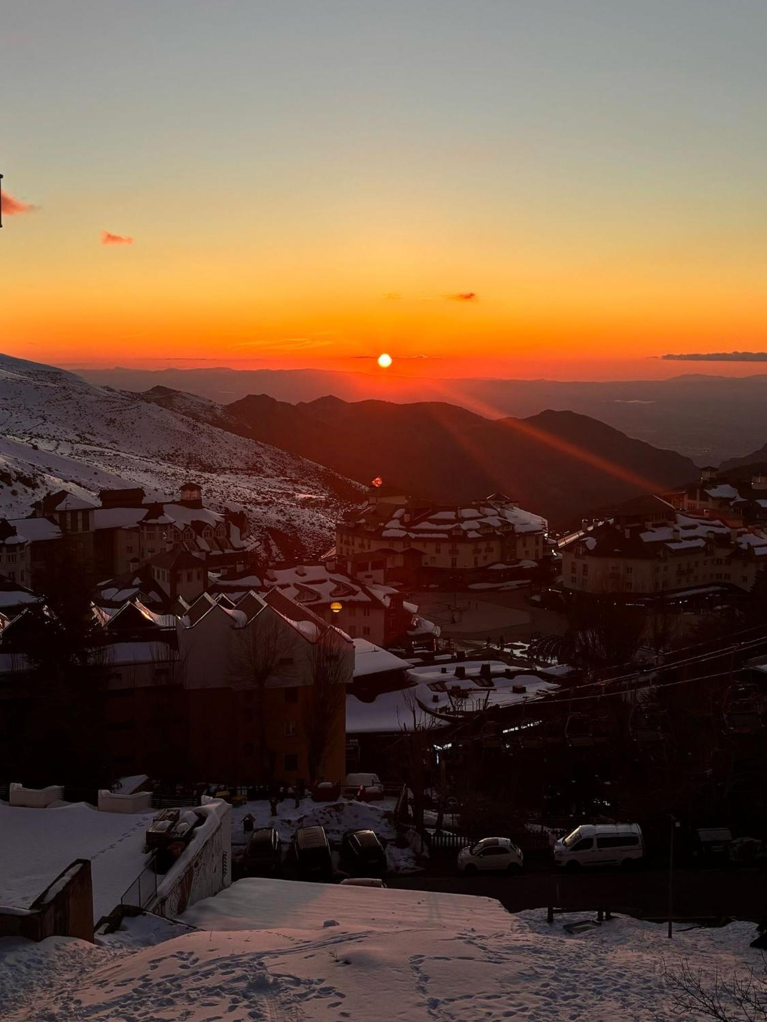 Miramar Elite Ski Con Parking Sierra Nevada Exterior foto